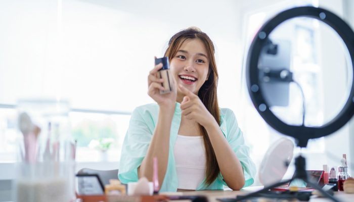 Ciri-Ciri FB Pro Sudah Monetisasi: Waspadai Ini Sebelum Terjun Jadi Konten Kreator!