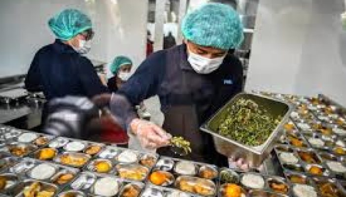BGN Susun Juknis Program Makan Bergizi Gratis Selama Libur Sekolah