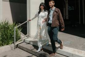 Stephanie Poetri Resmi Menikah di Beverly Hills