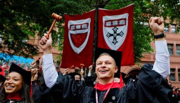 Harvard Menang Gugatan Lawan Pemerintahan Trump, Mahasiswa Internasional Kembali Diterima