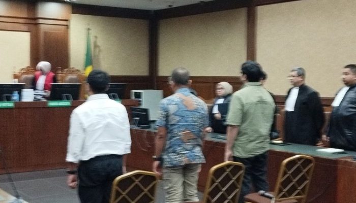 Vonis Tiga Terdakwa Korupsi APD Kemenkes Lebih Ringan dari Tuntutan Jaksa