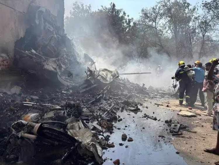 Tragedi Penerbangan Air India 171: Jatuh Usai Lepas Landas, 242 Orang Jadi Korban