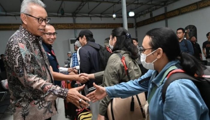 Pemerintah Indonesia Evakuasi WNI dari Iran di Tengah Meningkatnya Eskalasi Konflik