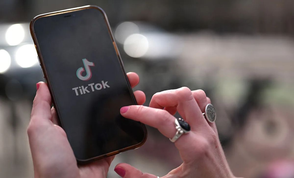 TikTok Tangguhkan Fitur Live di Indonesia Imbas Kericuhan Demo