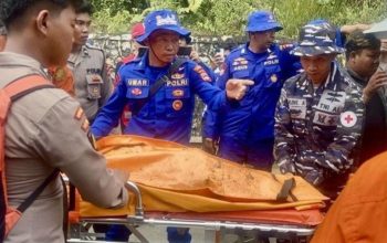 Delapan Jasad Korban Helikopter Jatuh di Tanah Bumbu Berhasil Ditemukan Tim SAR