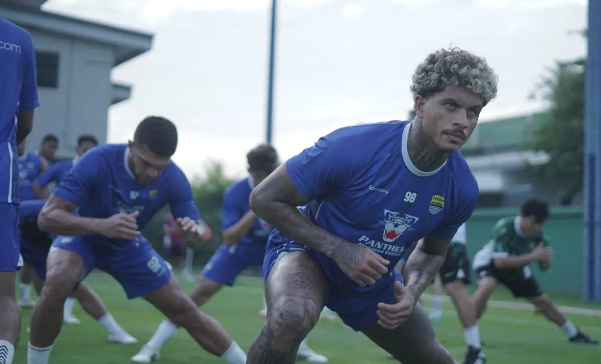 Persib Bandung Alihkan Fokus ke AFC Champions League Two, Bojan Hodak Pastikan Skuad Makin Lengkap