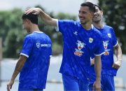 Persib vs Persebaya: Duel Bintang Kontra Pemain Muda di GBLA