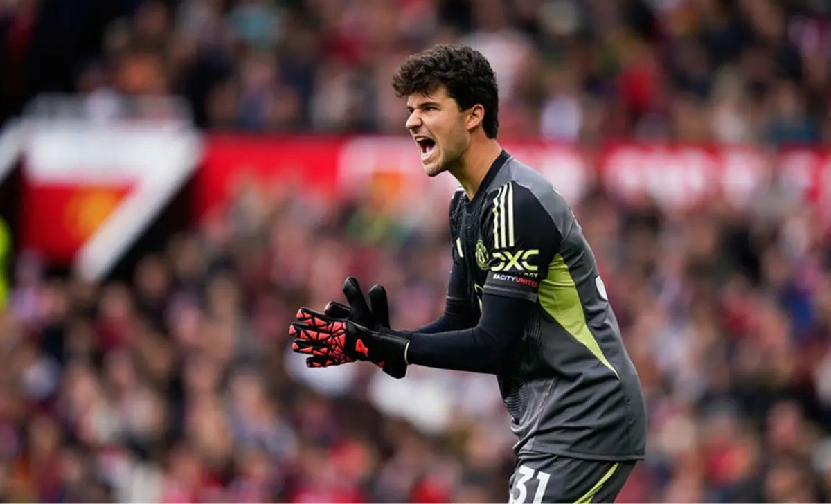 Ben Foster Kritik Keputusan MU Rekrut Senne Lammens