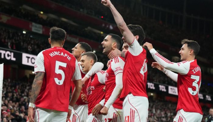 Arsenal Hajar Tottenham 4-1, Melesat di Puncak Klasemen dan Makin Difavoritkan Juara Premier League