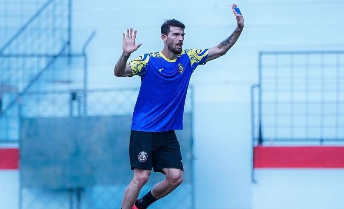 Bek Luiz Gustavo Jadi Sorotan di Tengah Inkonsistensi Arema FC (1)