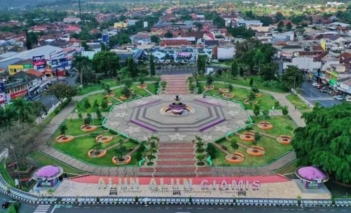 Bencana Sumatera Harus Jadi Pelajaran, DLH Ciamin Ajak Warga Jaga Lingkungan