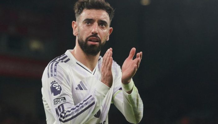 Bruno Fernandes Terancam Absen di Derbi Manchester