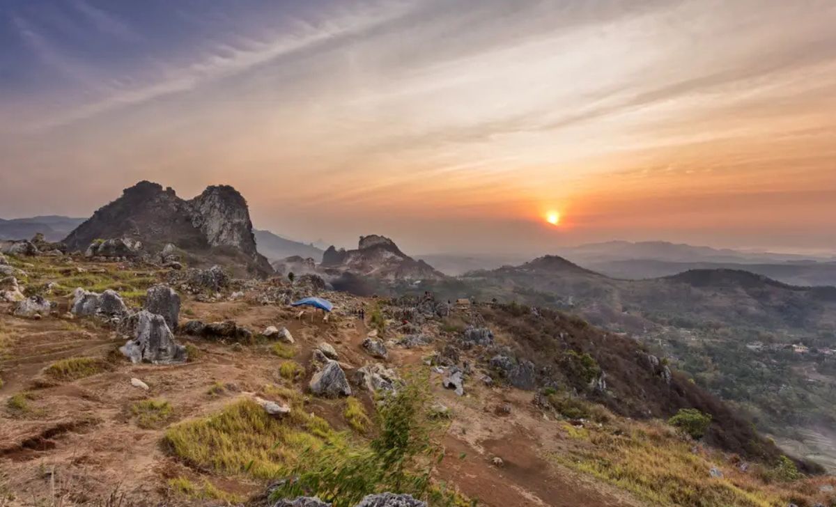 stone garden tempat wisata di padalarang