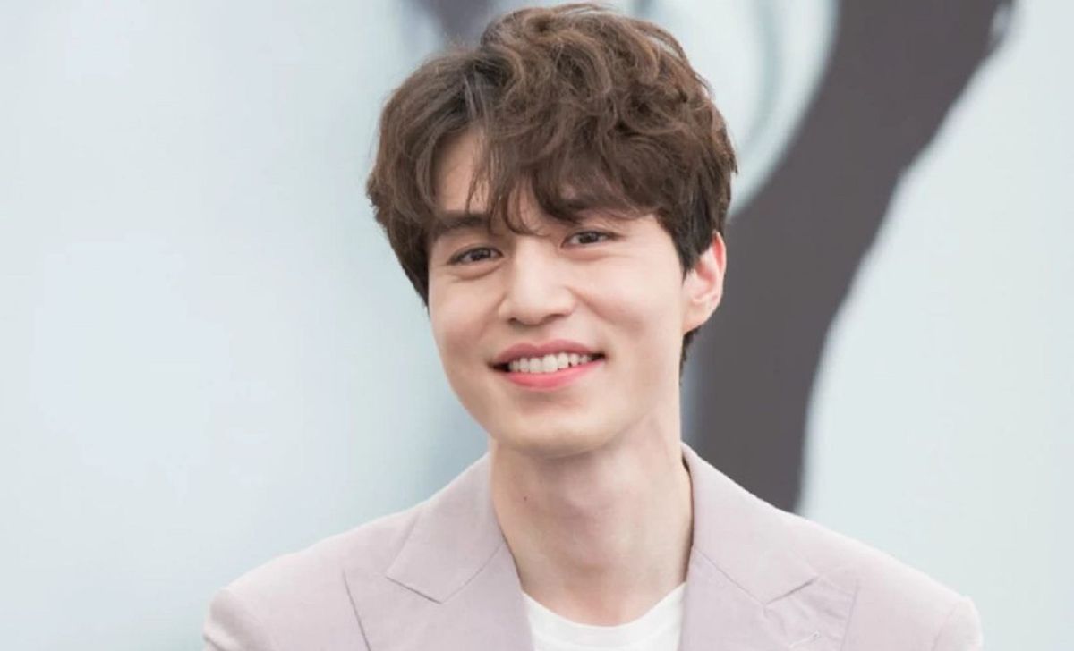 Lee Dong-wook Profile, Daftar Film, & Acara TV