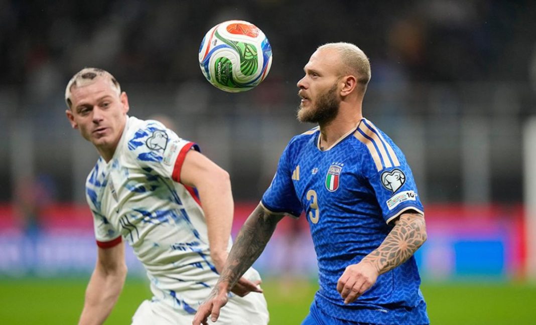 MU Siap Lipatgandakan Gaji Julian Ryerson, Persaingan dengan Newcastle Menguat