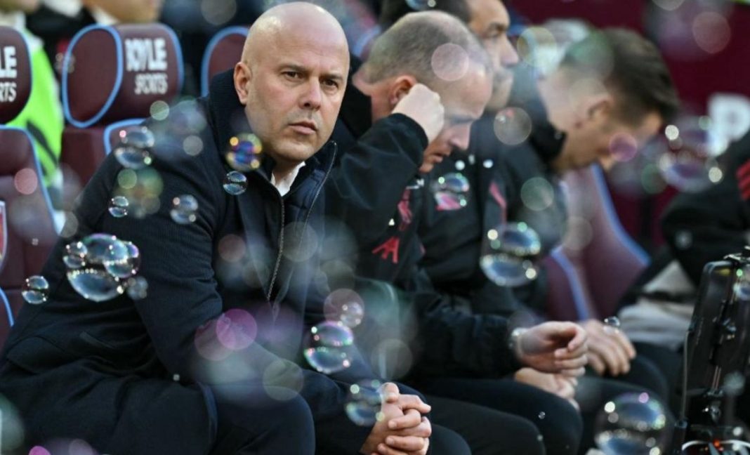 Musim Terberat Arne Slot Liverpool Terancam Gagal ke Liga Champions